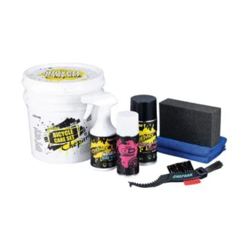 Chepark CHEPARK Bicycle care set, contains: bottle of eco-detergent x1, bottle of dry lubricant for chains x1, absorbent cloth x1, sponge x1, cleaning brush x1, cleaning bucket x1