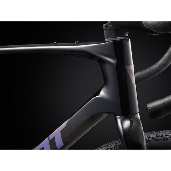 Giant Revolt Advanced 2 (2025) - Carbon