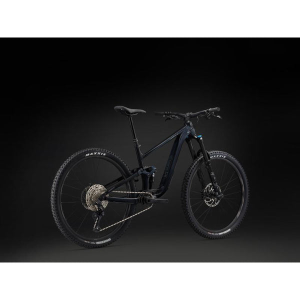 Giant Trance X 29 2 - Metallic Black (2024)